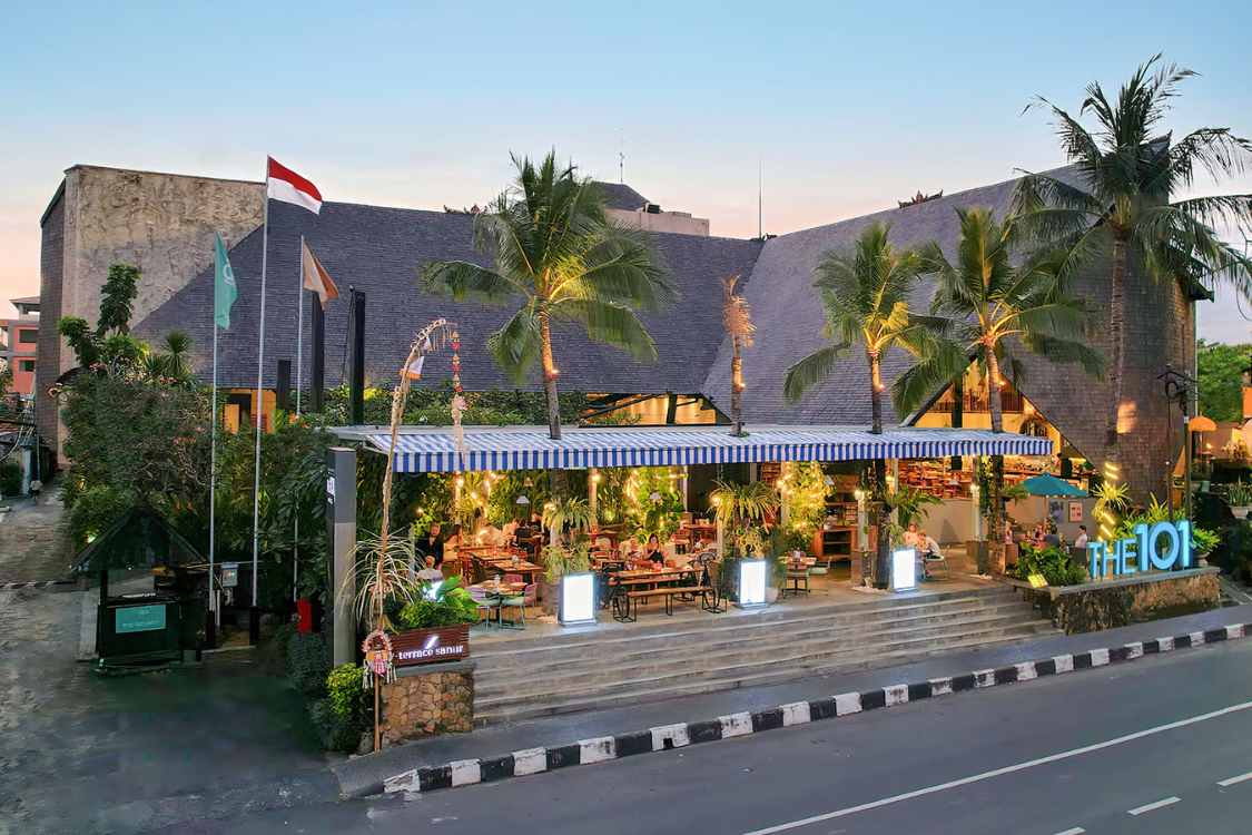 Bali 4 star - The 101 Bali Oasis Sanur - Breakfast Only