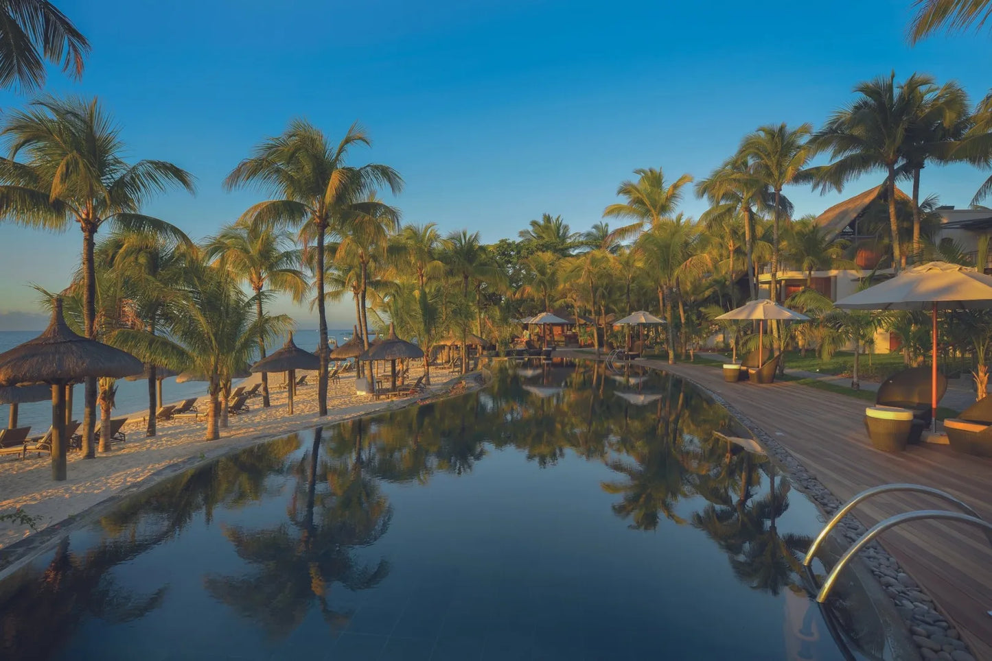 Mauritius 5 Star Luxury – Royal Palm Beachcomber Luxury Hotel – Breakfast & Dinner